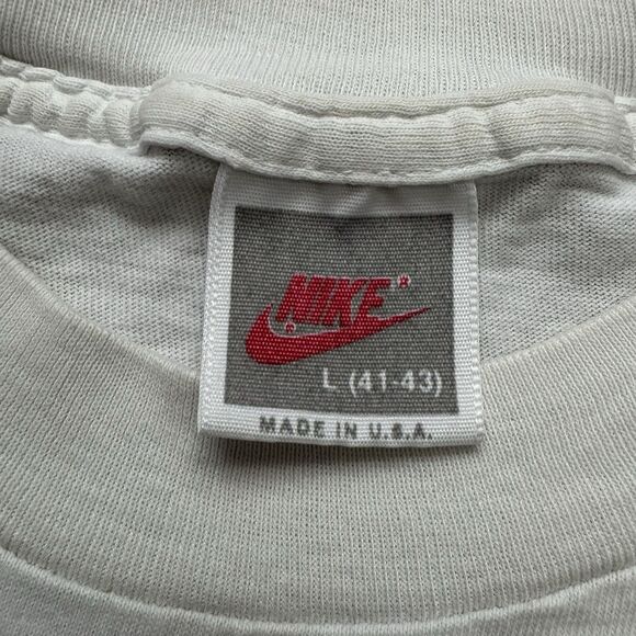 Rare Vintage 80s Nike International Swoosh Size L Abstract Single Stitch T Shirt - Picture 3 of 10